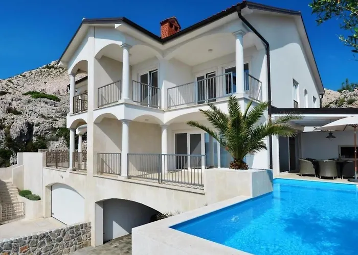 Holiday home Ferienvilla Mar - Insel Krk - Direkt Am By Interhome